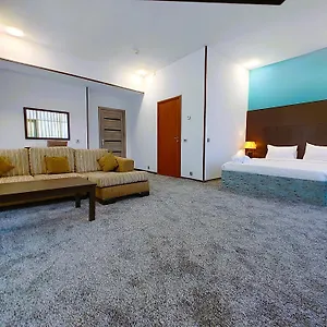 3* Otel Crossway